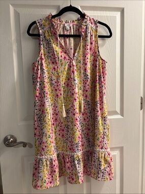 crown & ivy Pink Floral Ruffled Neck Blouse